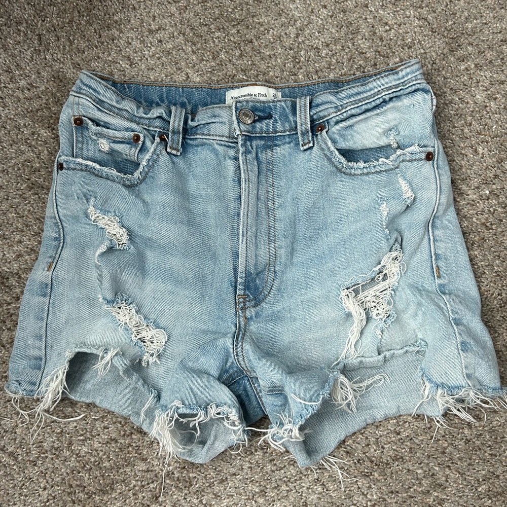 Abercrombie & Fitch High Rise 4" Mom Short